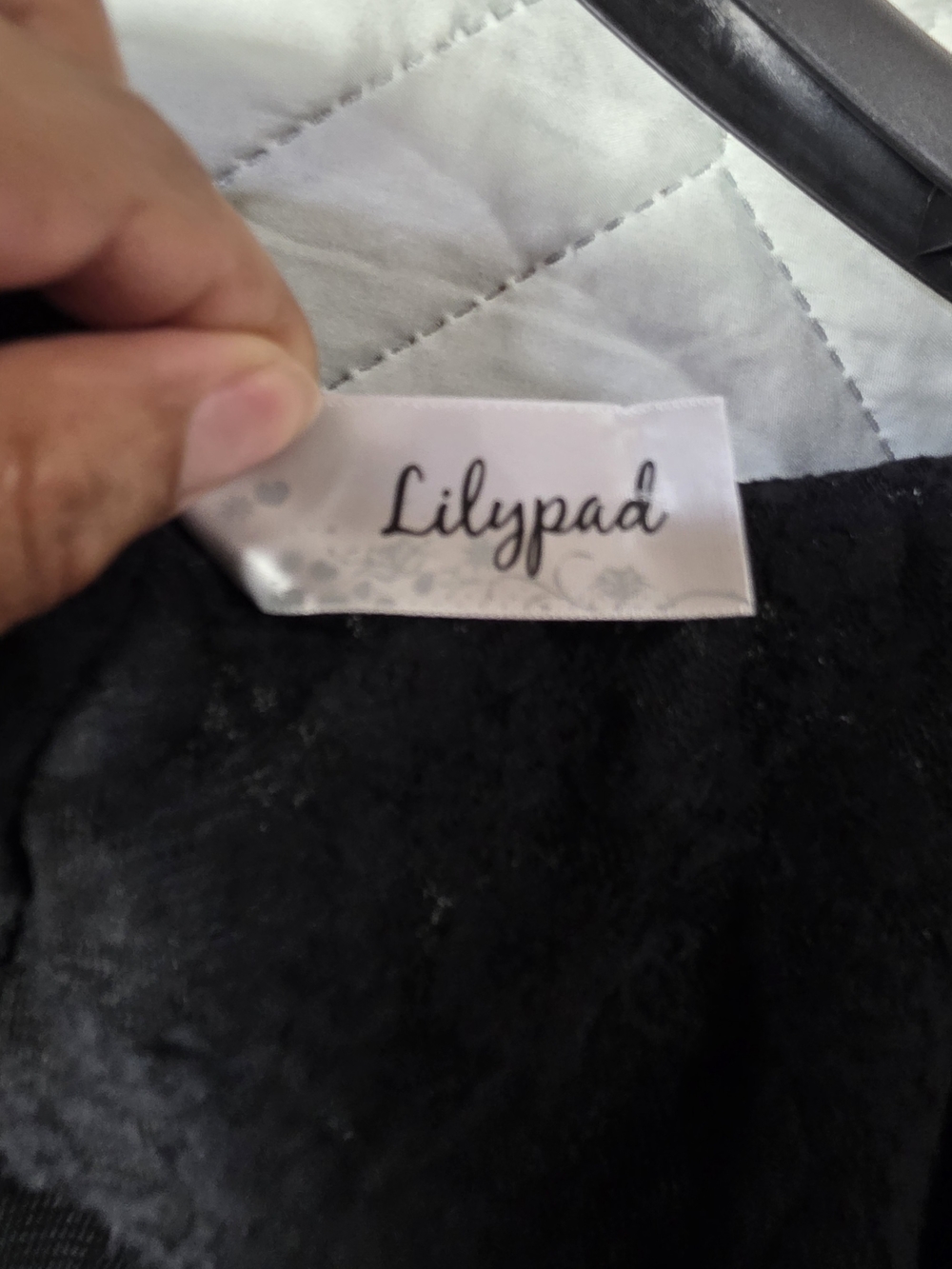 Lilypad  Womens Lace Off The Shoulder Ruffle Sleeve Mini Dress Black Sz 2XL - Picture 3 of 10